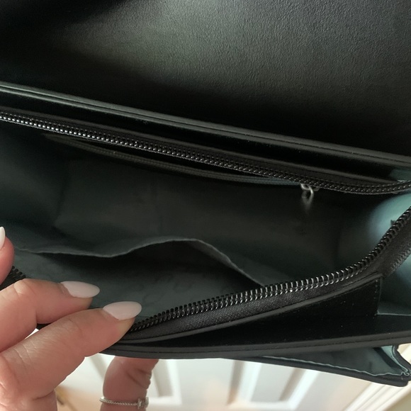 Pixie Mood Zoe Crossbody - Picture 5 of 6